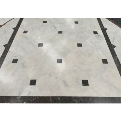 Avalon Marble Honed 61x61cm (Iris Black Insert)