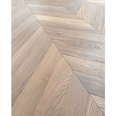 Chalet Oak Engineered Chevron