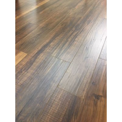 Colorado Walnut Waterproof Laminate 12mm