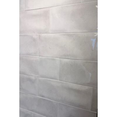 Lisbon Gris 20x50cm *21.6y2 / 18m2 END LOT CLEARANCE*