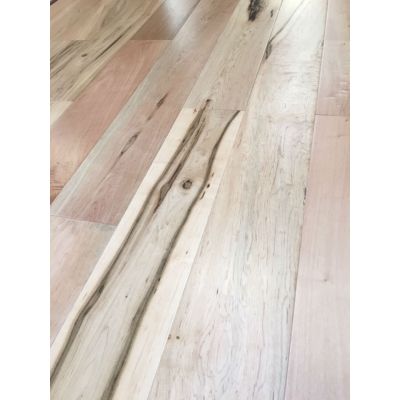 Canadian Maple Engineered 125mm * 20.64y2 / 17.20m2 END LOT CLEARANCE*