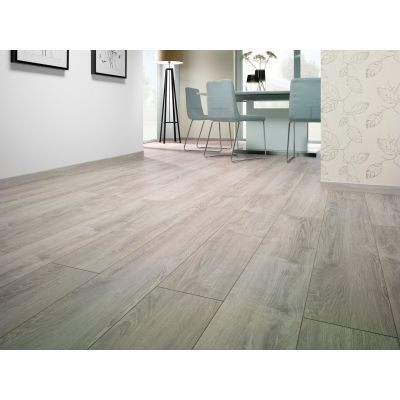 Sardinia Oak Laminate 12mm All Over Water Resistant